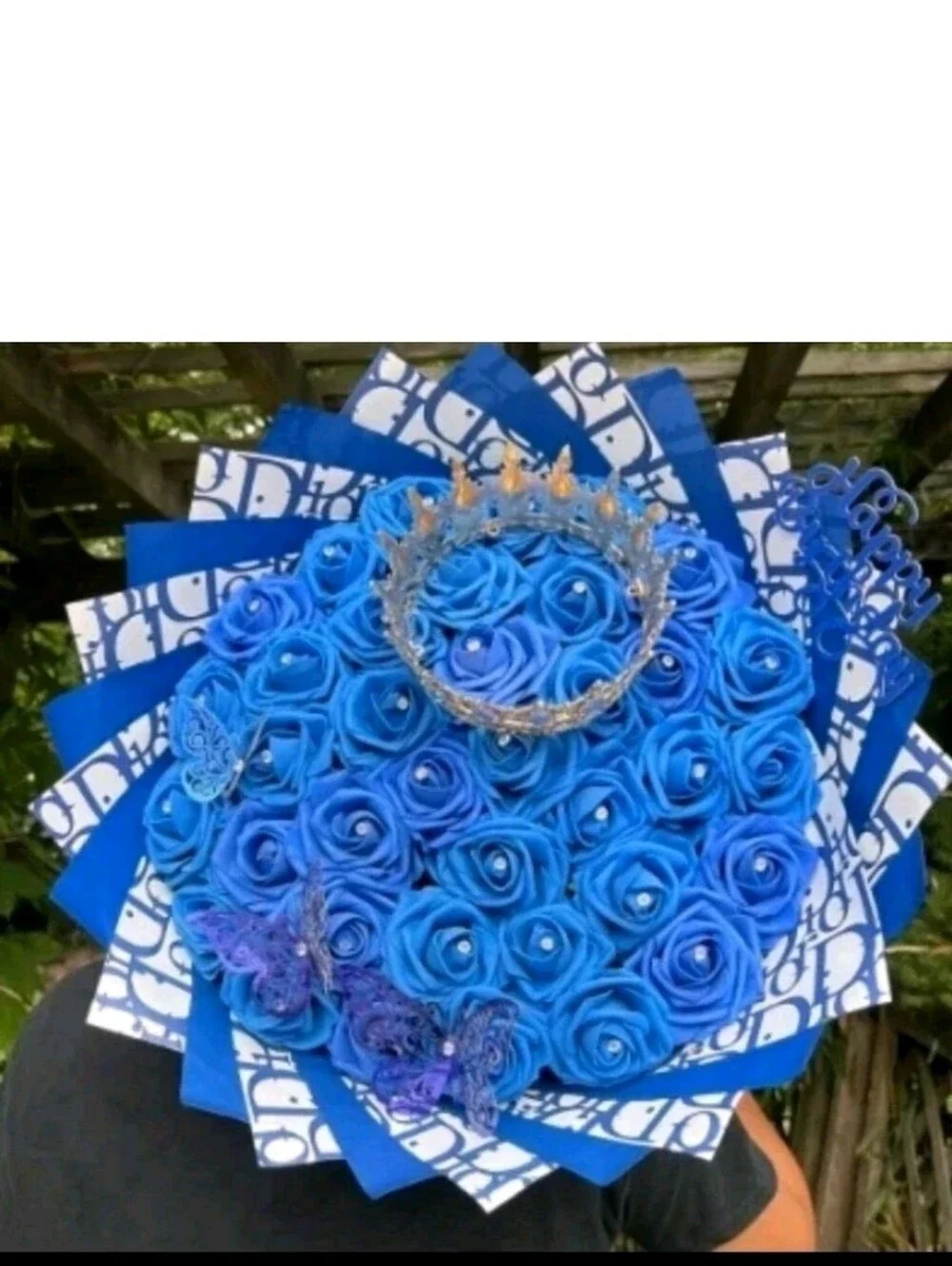 Blue & White  Floral Wrapping Paper 5 Sheets